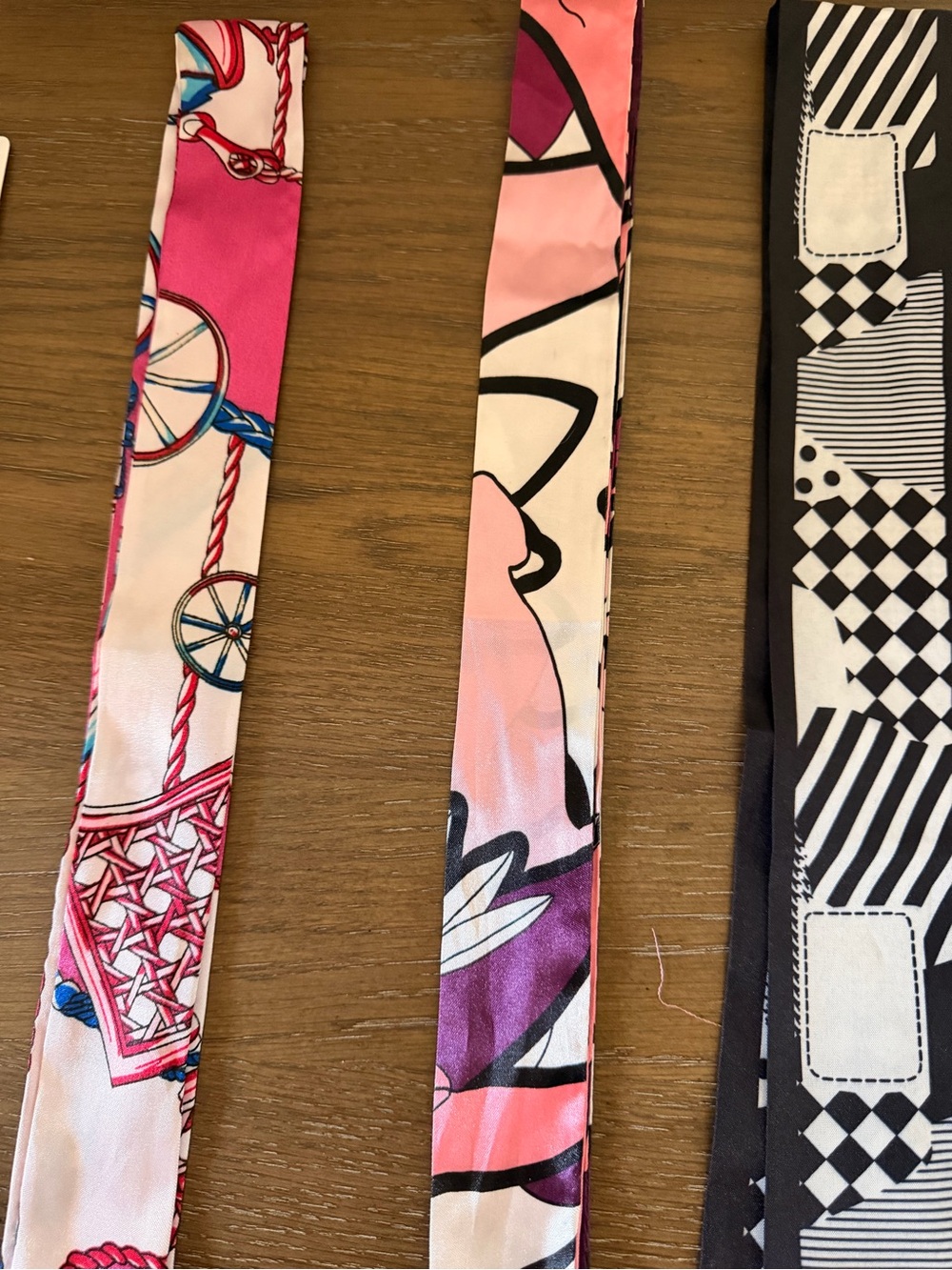Bag/purse Scarves. 5 available! - Picture 4 of 6